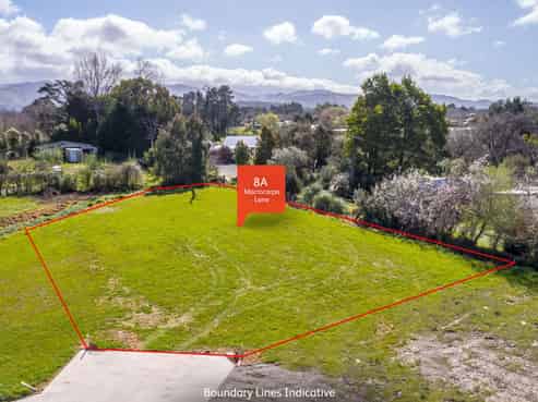 5,7,8a Macrocarpa Lane, Carterton