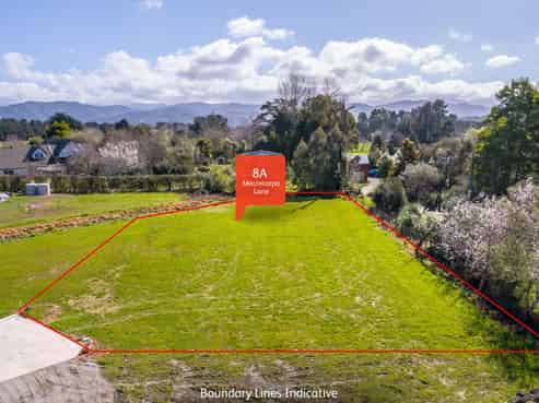 5,7,8a Macrocarpa Lane, Carterton