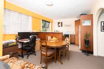 74 Hall Road, Peacocke