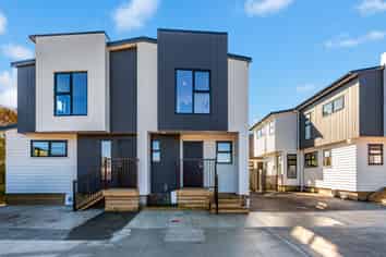 2/50 Beauchamp Street, Tawa
