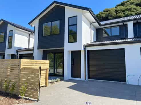 54 Martingale Drive, Whitby
