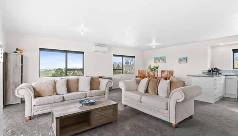 33 Nikau Lane, Maungaturoto