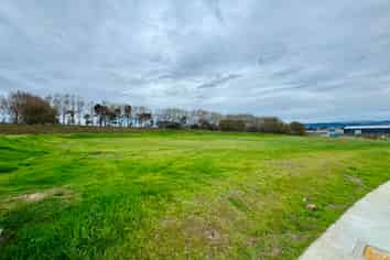 15.6ha Industrial Land Parcel For Sale