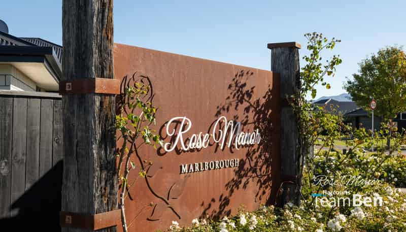 5 Granville Close, Rose Manor, Springlands