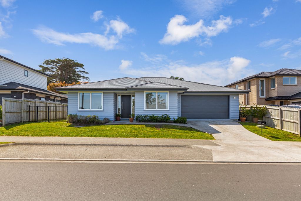 Sold 36 Accolage Boulevard, Kumeu realestate.co.nz