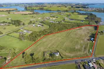 41 Wharf Road, Clarks Beach