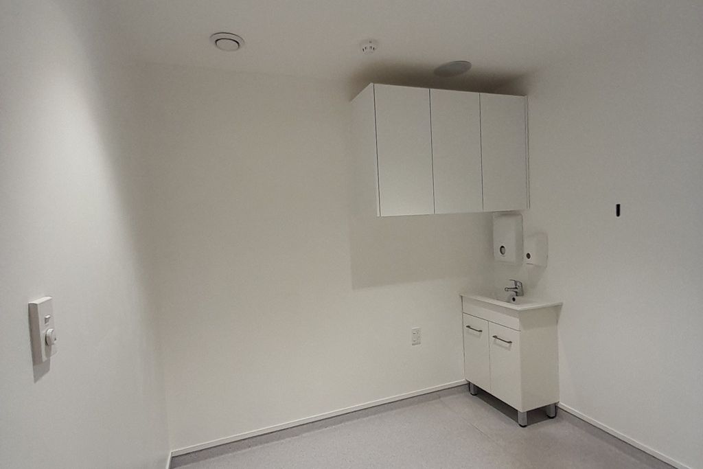 Superb location for your new business - Fler