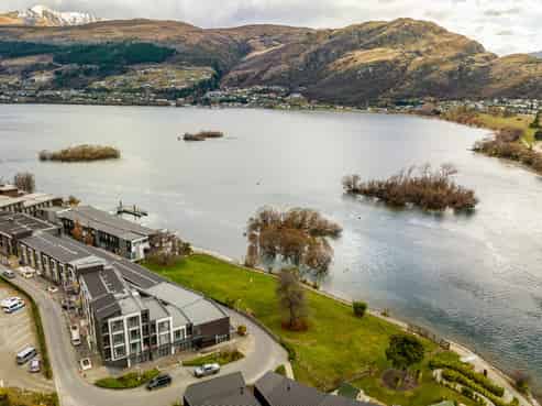 Superb waterfront development site