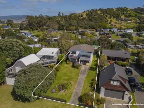 223 Tangiora Avenue, Whangapoua