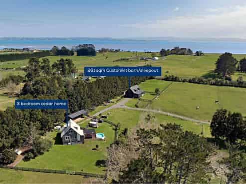 440 Seagrove Road, Waiau Pa
