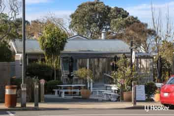 Commercial Investment in Waihi Beach Town