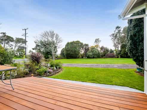 6230 South Road, Rahotu