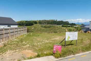  Hill Tops Way, Stoke