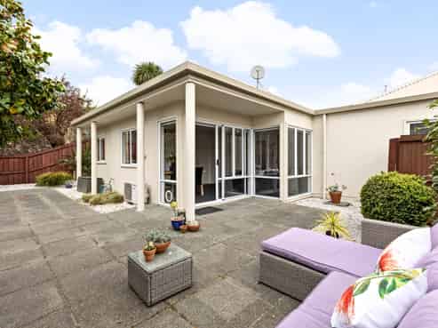 2/18 Palatine Terrace, Huntsbury