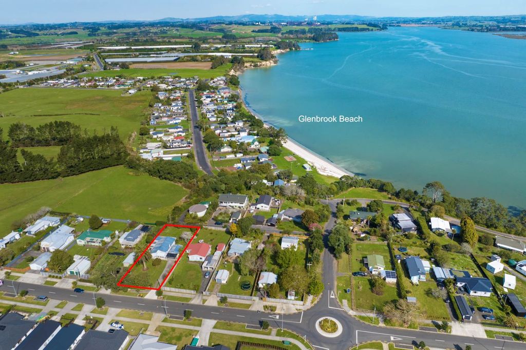 Sold 70 Mclarin Road, Glenbrook realestate.co.nz