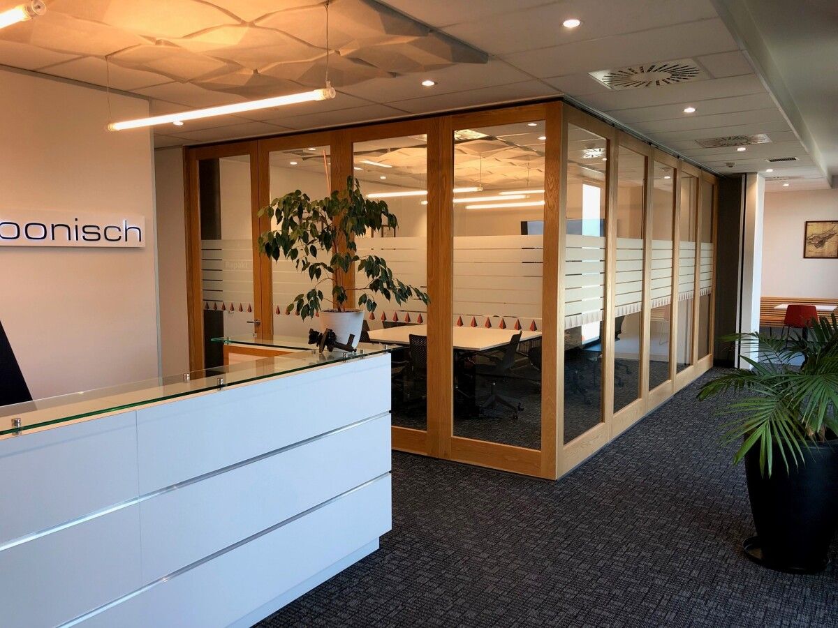 Walk In and Plug In - Addington - Mehr