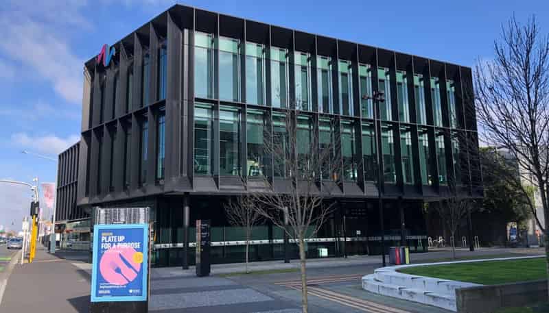 335 Lincoln Road, Addington