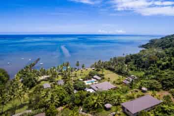BOUTIQUE SURF & DIVE RESORT-HOTEL FOR SALE