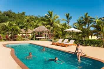 BOUTIQUE SURF & DIVE RESORT-HOTEL FOR SALE