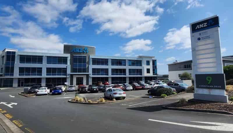 A/9-11 Corinthian Drive, Albany