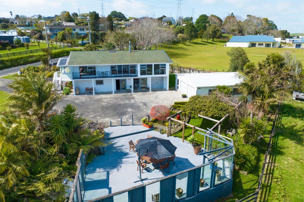 Sold 90 Barber Road, Bombay realestate.co.nz