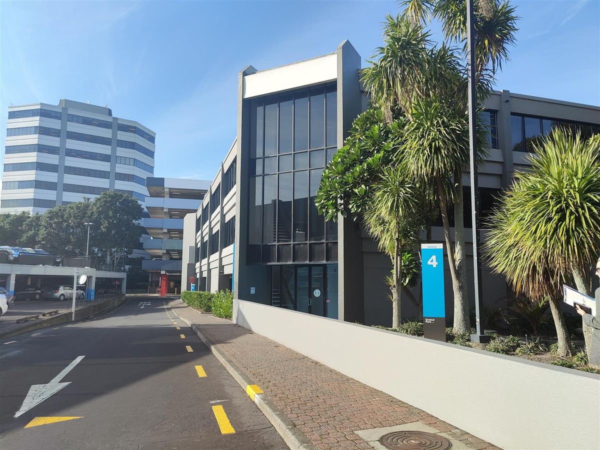 Office in Convenient Location!
