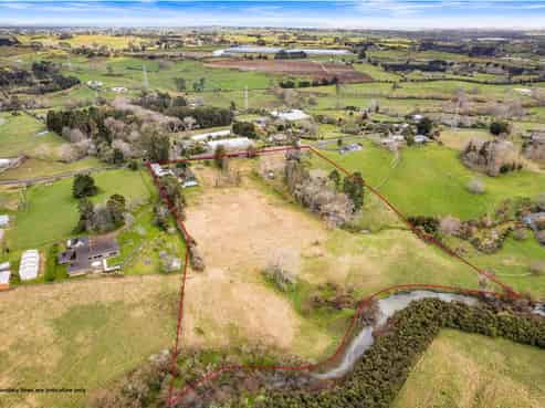 754 Runciman Road, Runciman