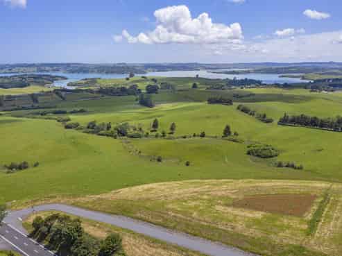 3956A State Highway 23, Raglan
