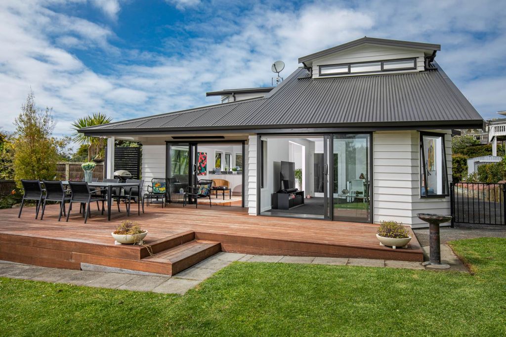 Sold 73 Penzance Road, Mairangi Bay realestate.co.nz
