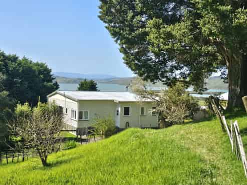 123 Parnell Street, Rawene