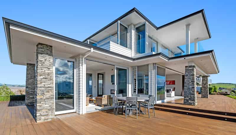 24 Henare Place, Tihiotonga