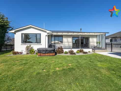 224 Racecourse Road, Glengarry