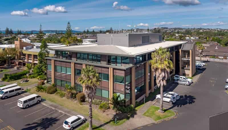 50 Centreway Road, Orewa