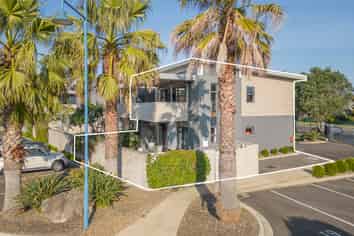 45/73 South Highway - Sovereign Pier, Whitianga