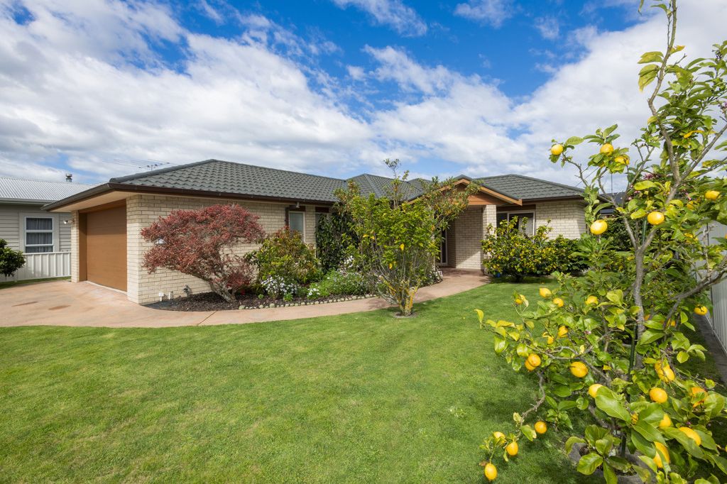 Sold 1 Joshua Lane, Lytton West realestate.co.nz