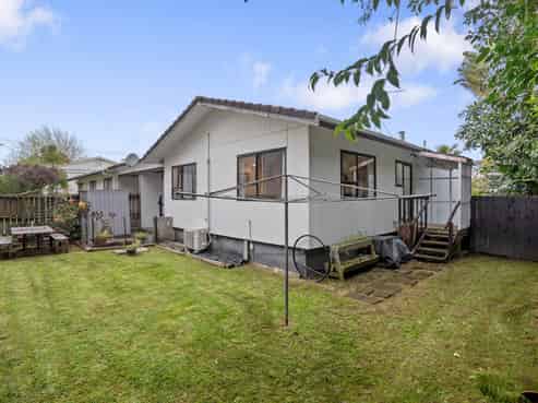 3/16 Pine Street, New Lynn