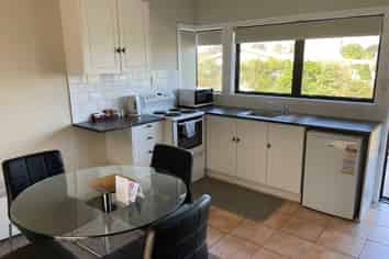 Coastal - Eastern Bay of Plenty - 12 Unit Motel