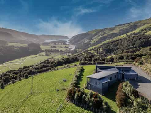 689 Le Bons Bay Road, Le Bons Bay