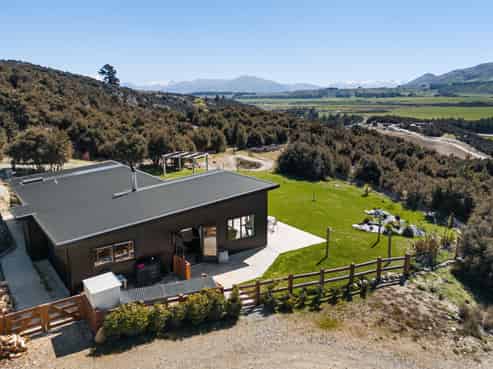 60 Pukerangi Drive, Queensberry