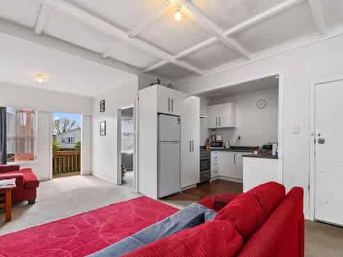 127C Lake Road, Koutu