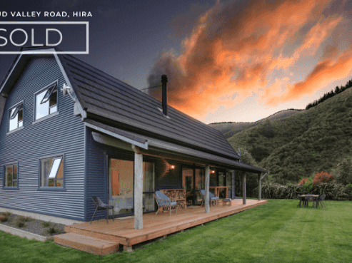 144 Lud Valley Road, Hira