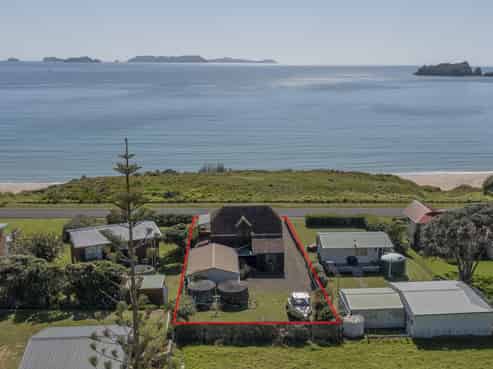 930 Black Jack Road, Opito Bay