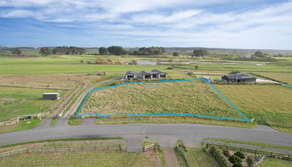 24 Mowhia Grove, Waitarere Beach, Horowhenua For Sale realestate.co.nz
