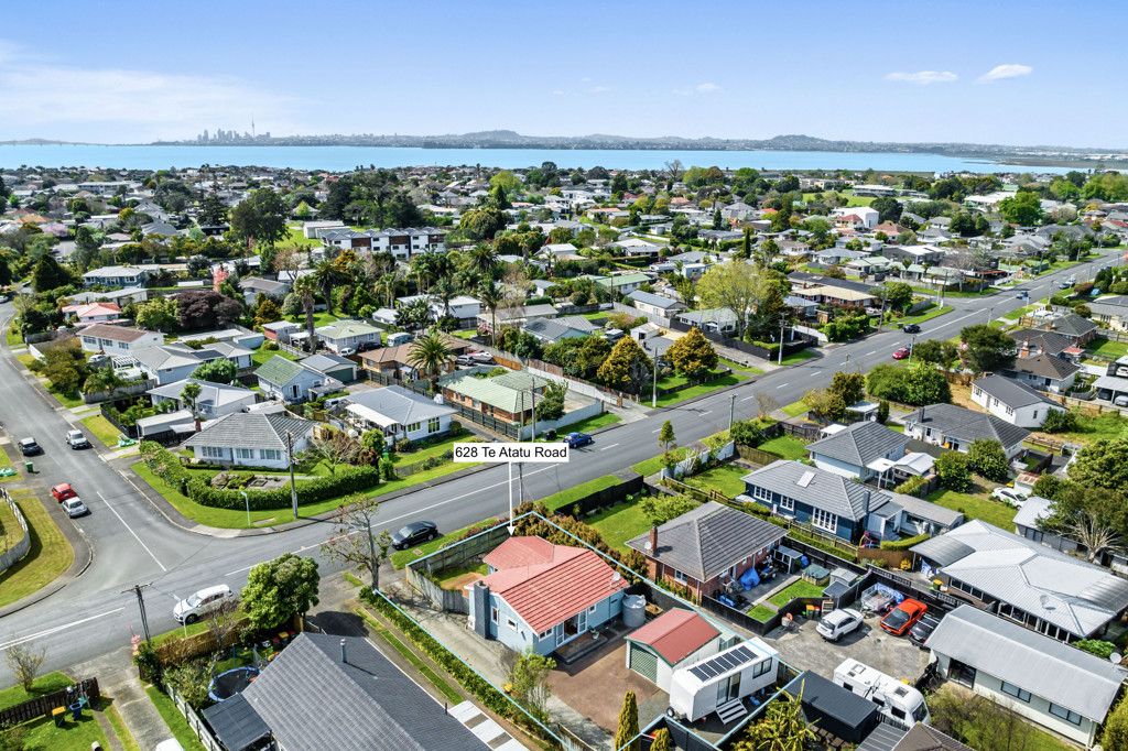 Property value 628 Te Atatu Road, Te Atatu Peninsula realestate.co.nz