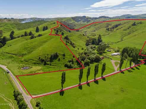 28 North Road, Mauriceville