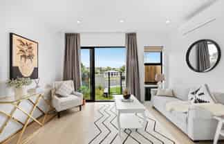 25 Abbotleigh Ave, Te Atatu Peninsula