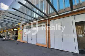 Prime Park Road Retail Opportunity