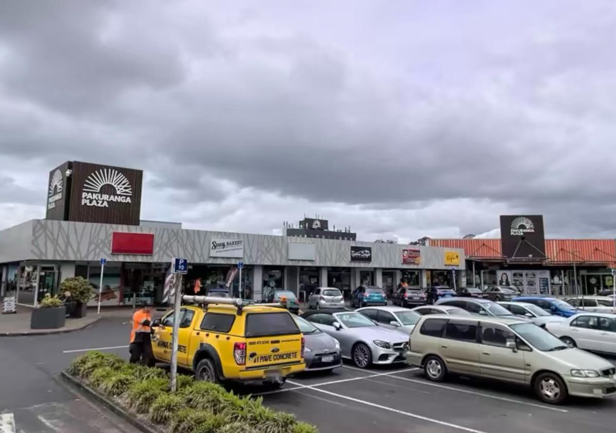 Eastern Retail Opportunity!