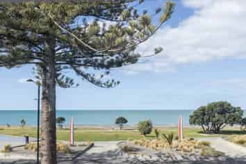 193 Marine Parade, Napier South