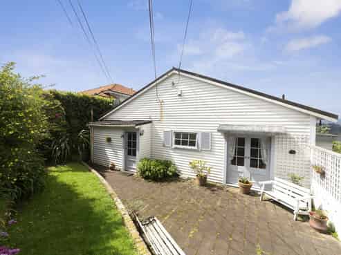 13 Roseneath Terrace, Roseneath